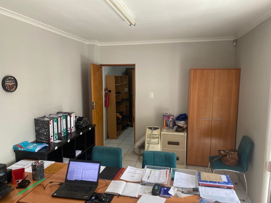 To Let commercial Property for Rent in Stikland Western Cape